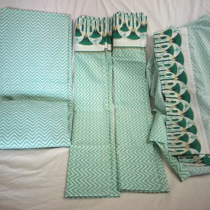 Green Queen Size Sheet Set