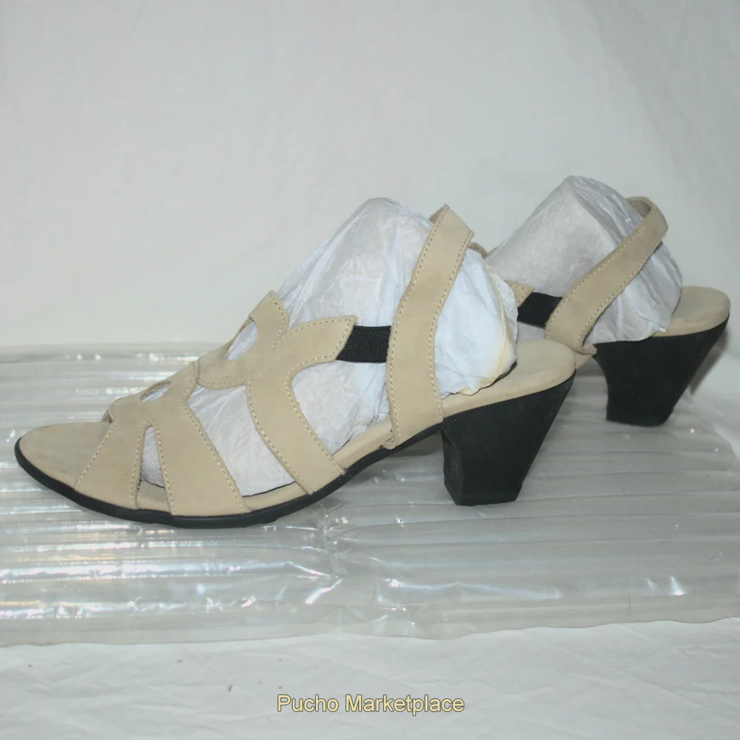 Arche Milyki Sandal, Size 7.5 - Image 4
